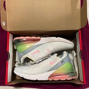NIKE AIR MAX 270 SE , Uk 6